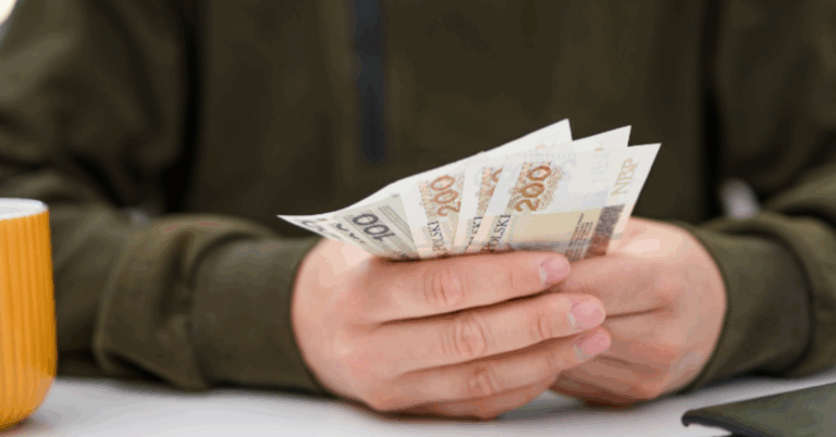 Understanding Licensed Money Lenders in Singapore